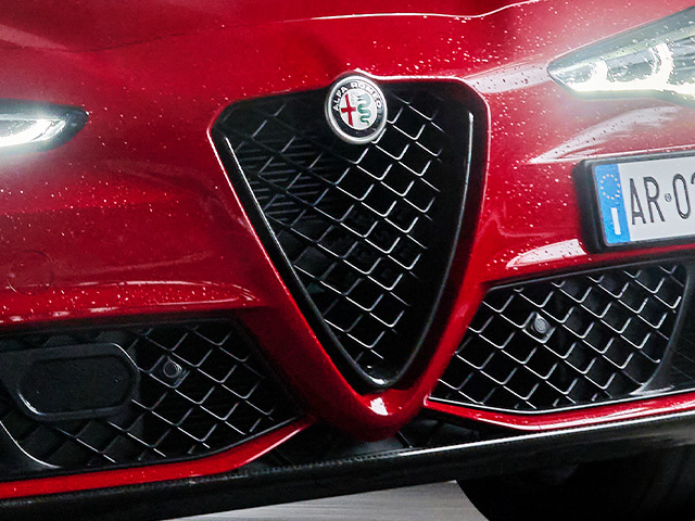 Scudetto a "V"