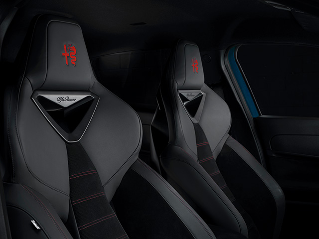 Alfa Romeo Junior - Junior Ibrida - Interno - Sedili Corsa
