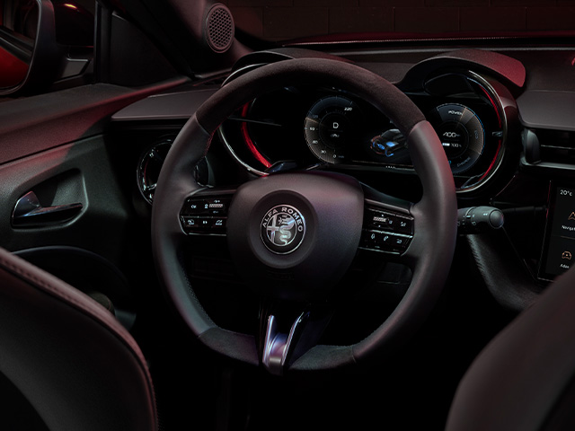 Alfa Romeo Junior - Junior Elettrica - Interno - Volante