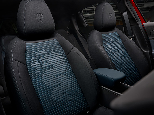 Alfa Romeo Junior - Junior Elettrica - Interno - Sedili Icona