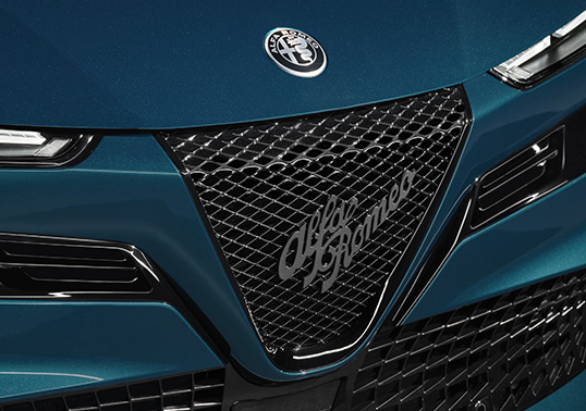 Alfa Romeo Junior - Junior Ibrida - Eccellenza e Stile italiano