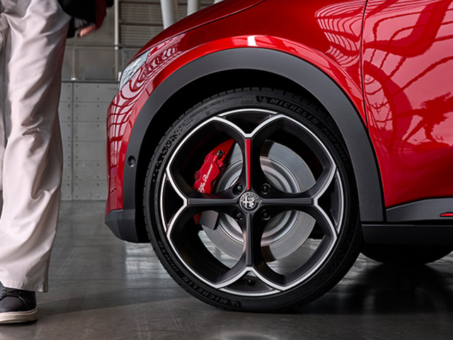 Alfa Romeo Junior - Junior Elettrica - Esterno - Ruote