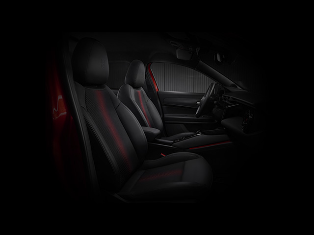 Alfa Romeo Junior - Junior Elettrica - Interno - Sedili Spiga
