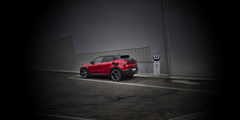 Alfa Romeo Junior - Junior Elettrica - Tecnologia - Selettore di marcia