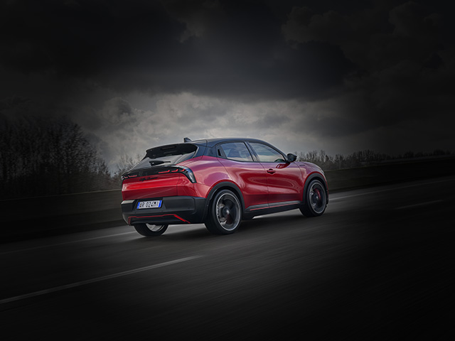 Alfa Romeo Junior - Junior Elettrica - Tecnologia - Dinamica di guida